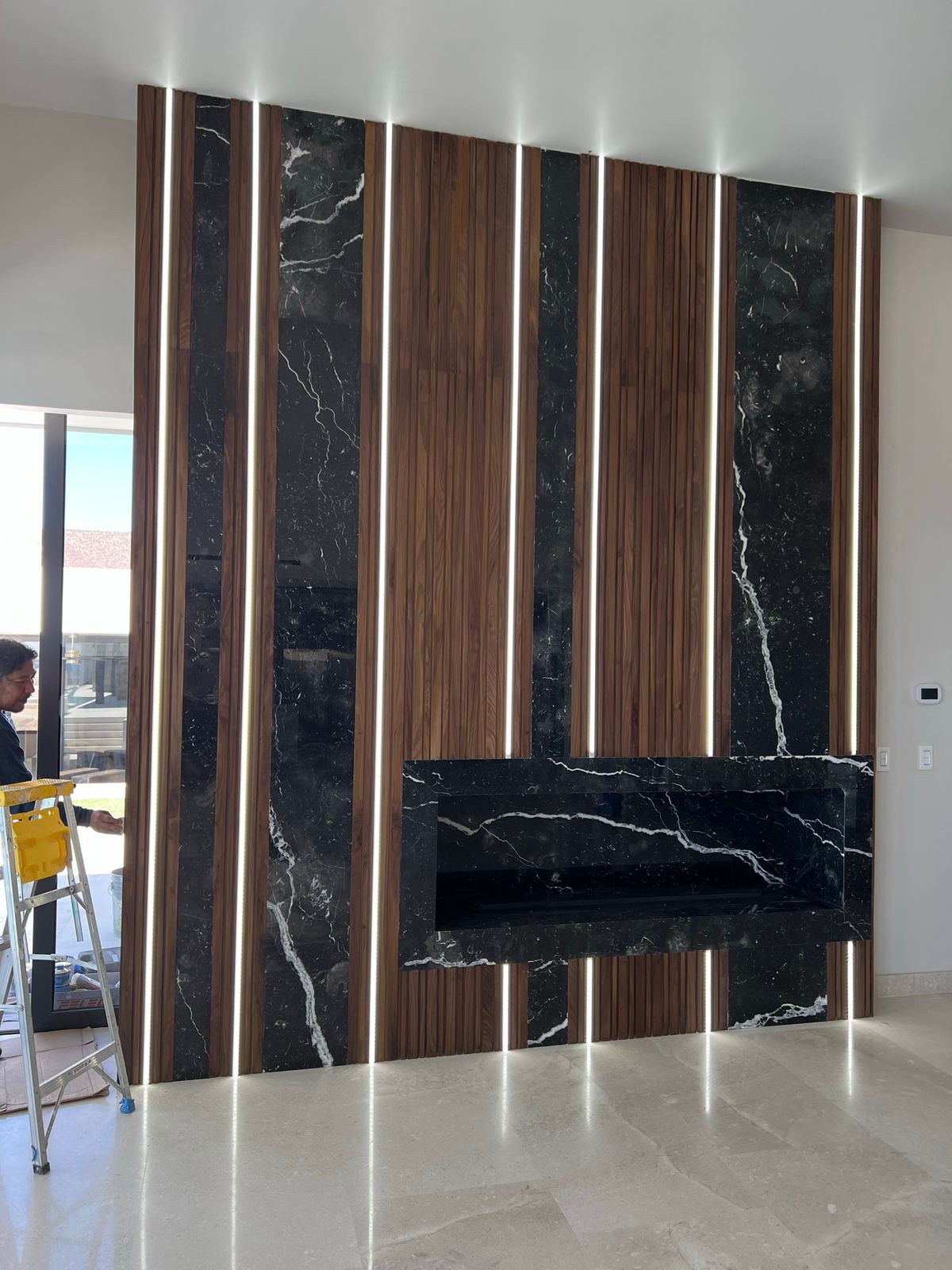 Muro terminado en madera